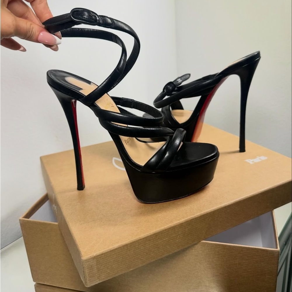 Christian Louboutin Black Patent Heels with Ankle Strap Cleissimo Alta 150 mm